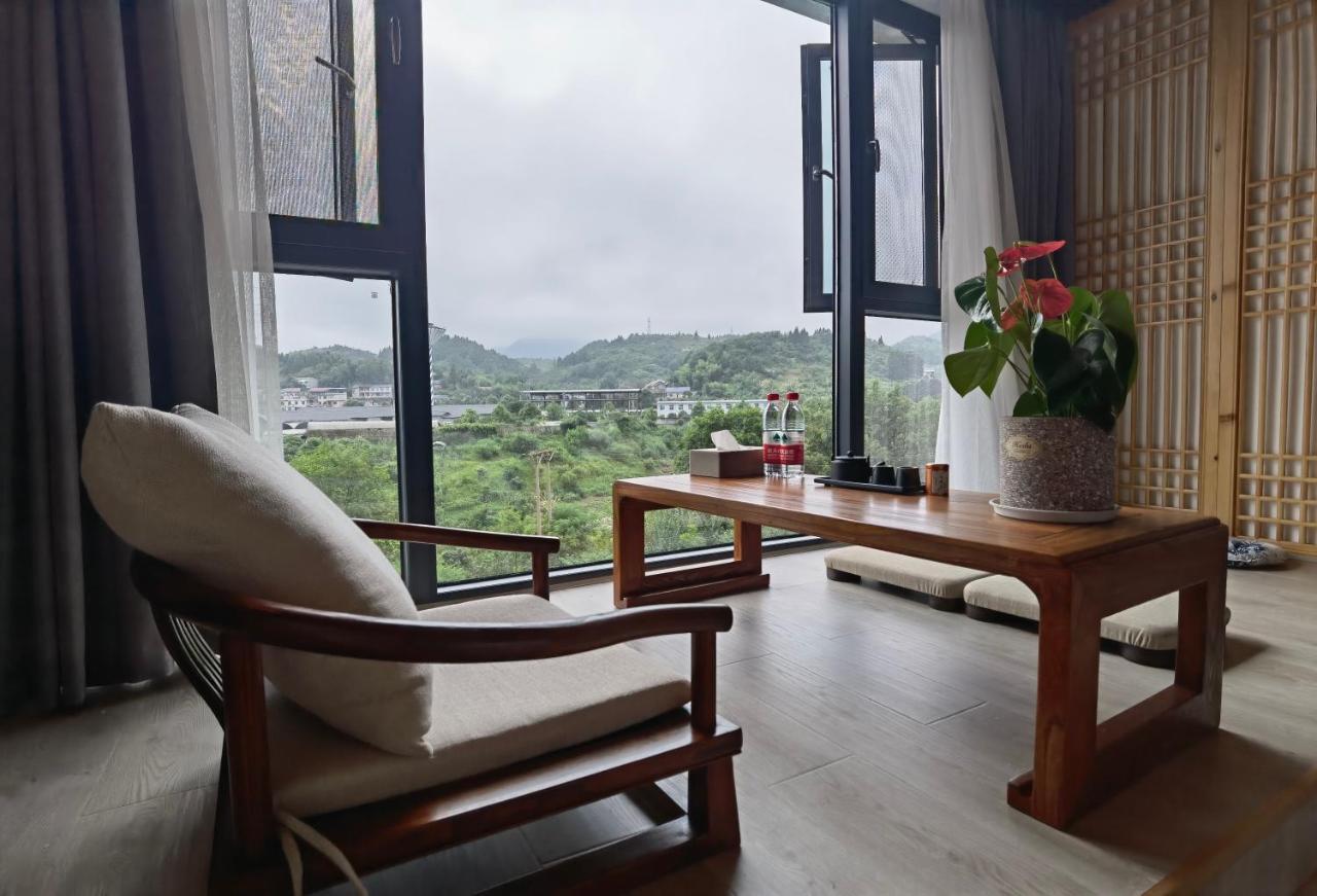 ז'אנגג'יאג'י Heaven'S Gate Home Stay --Free Pick Up Service--Panoramic View Of Tianmen Mountain מראה חיצוני תמונה