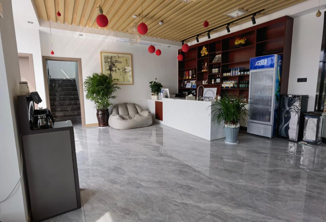 ז'אנגג'יאג'י Heaven'S Gate Home Stay --Free Pick Up Service--Panoramic View Of Tianmen Mountain מראה חיצוני תמונה