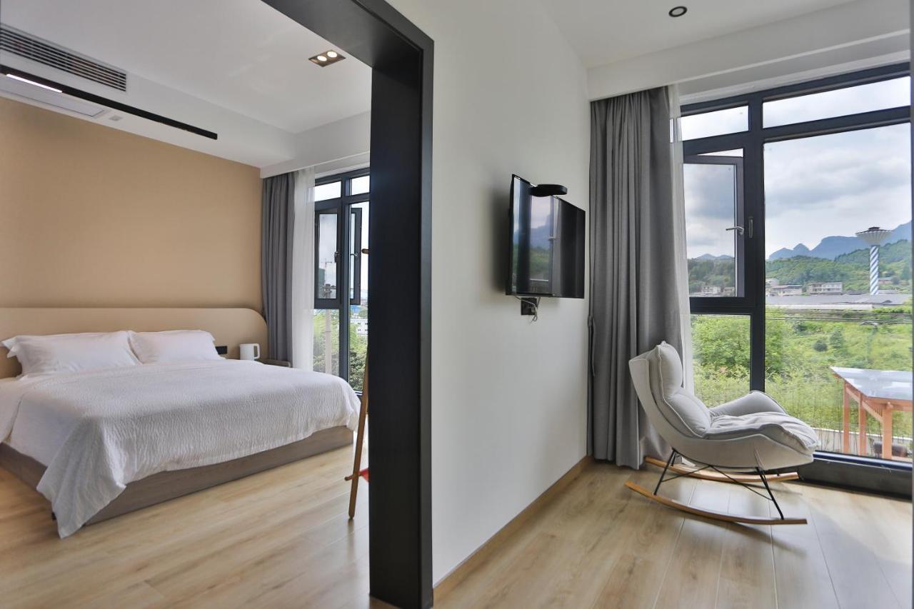 ז'אנגג'יאג'י Heaven'S Gate Home Stay --Free Pick Up Service--Panoramic View Of Tianmen Mountain מראה חיצוני תמונה