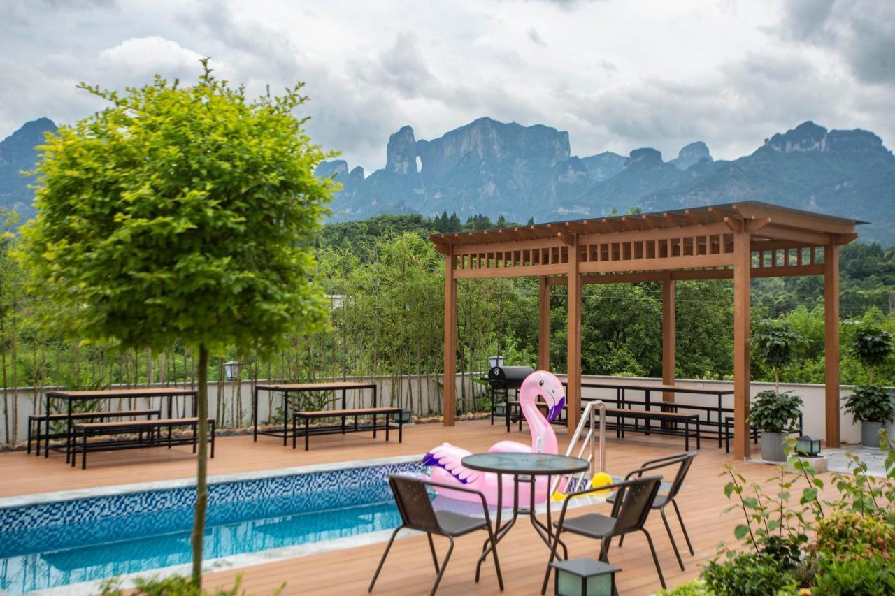 ז'אנגג'יאג'י Heaven'S Gate Home Stay --Free Pick Up Service--Panoramic View Of Tianmen Mountain מראה חיצוני תמונה
