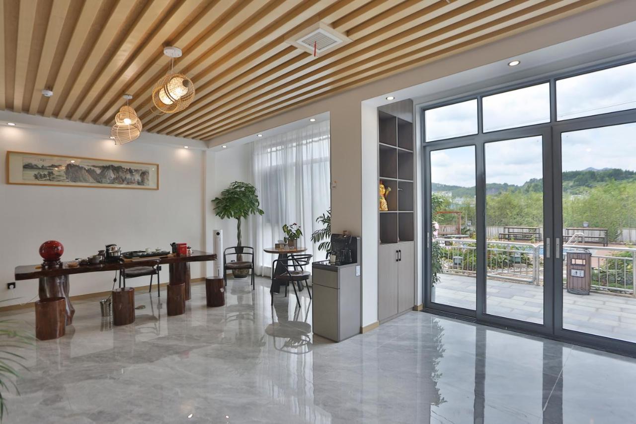 ז'אנגג'יאג'י Heaven'S Gate Home Stay --Free Pick Up Service--Panoramic View Of Tianmen Mountain מראה חיצוני תמונה