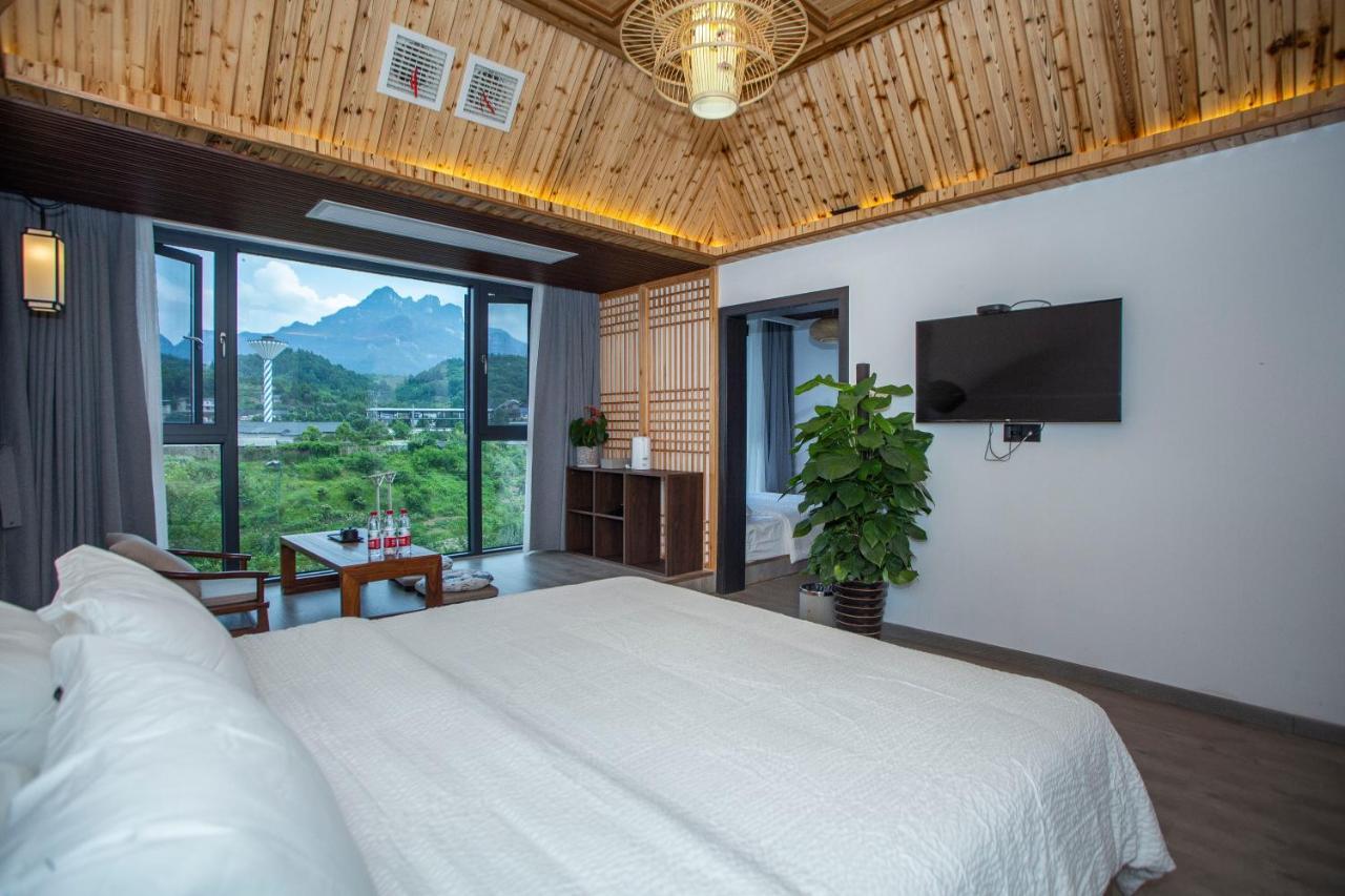 ז'אנגג'יאג'י Heaven'S Gate Home Stay --Free Pick Up Service--Panoramic View Of Tianmen Mountain מראה חיצוני תמונה