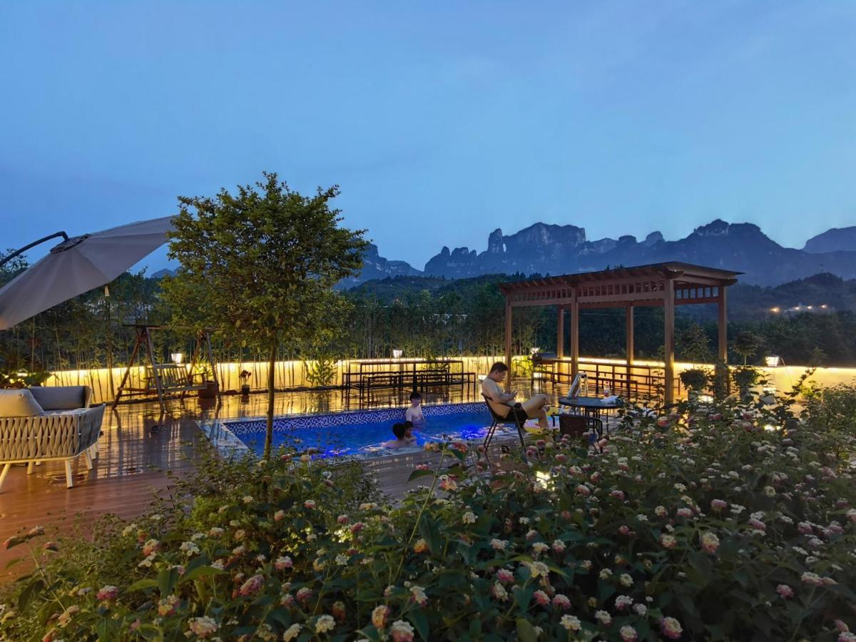 ז'אנגג'יאג'י Heaven'S Gate Home Stay --Free Pick Up Service--Panoramic View Of Tianmen Mountain מראה חיצוני תמונה